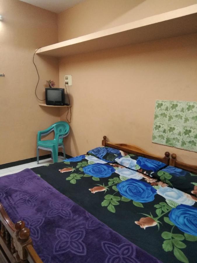 Maniis Homestay Vālpārai Eksteriør bilde